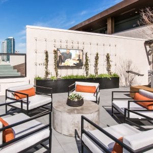 The Pierce: Roof Deck Seating